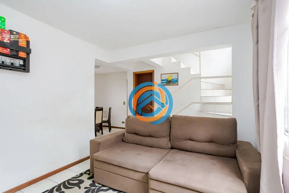 Foto 1 de Sobrado com 3 quartos à venda, 171m2 em Tingui, Curitiba - PR