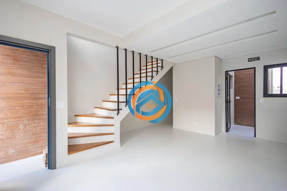 Foto 4 de Sobrado com 3 quartos à venda e para alugar, 123m2 em Barreirinha, Curitiba - PR