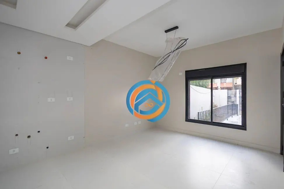 Foto 3 de Sobrado com 3 quartos à venda, 127m2 em Barreirinha, Curitiba - PR