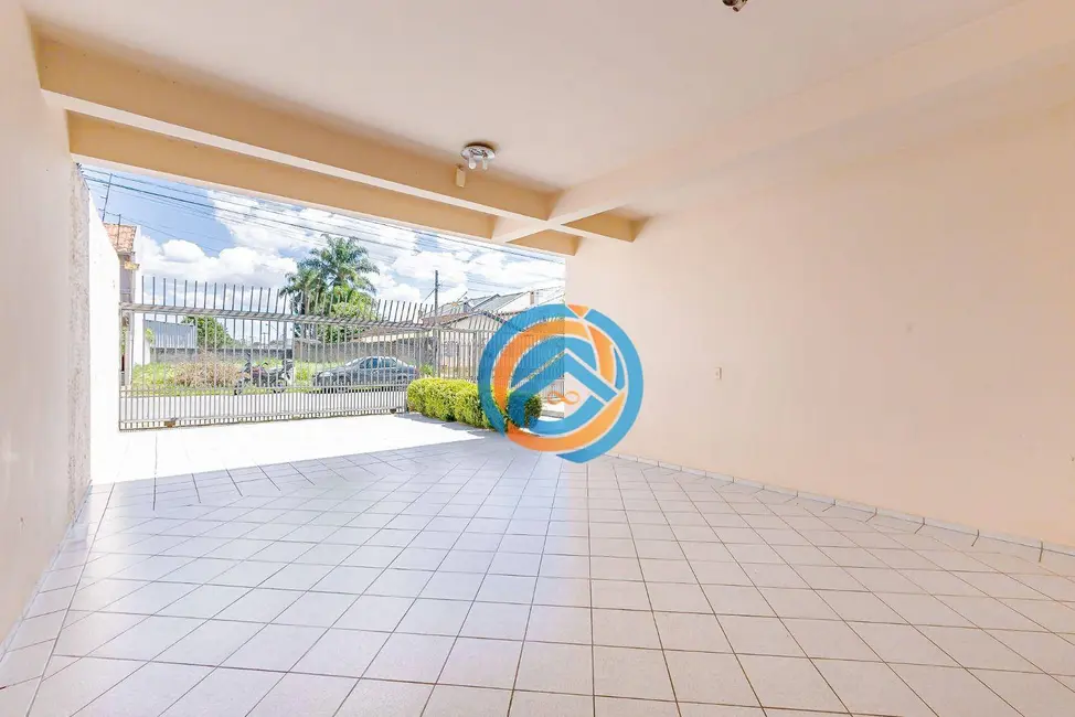 Sobrado com 4 quartos à venda, 456m2 em Centro, Pinhais - PR - imagem 8 Foto 8 de Sobrado com 4 quartos à venda, 456m2 em Centro, Pinhais - PR