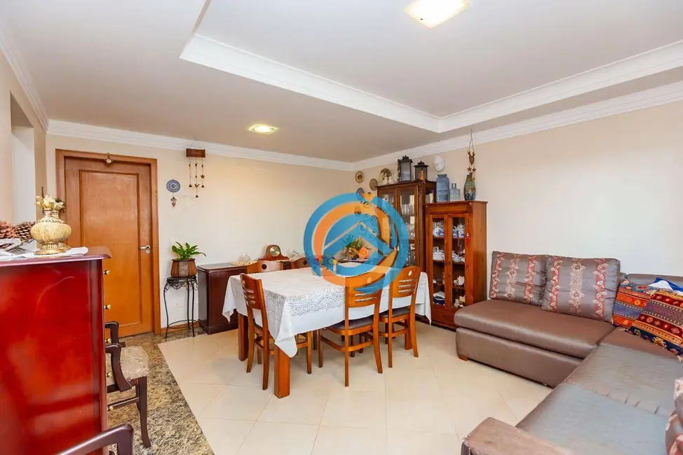 Foto 5 de Sobrado com 5 quartos à venda, 183m2 em Mercês, Curitiba - PR