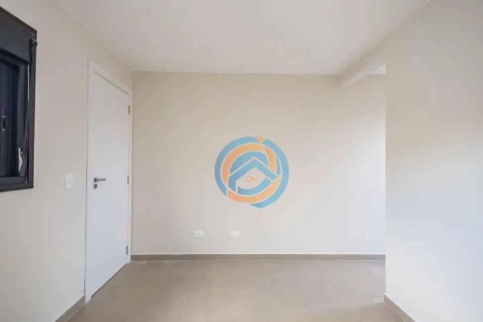 Casa com 2 quartos à venda, 120m2 em Barreirinha, Curitiba - PR - imagem 3 Foto 3 de Casa com 2 quartos à venda, 120m2 em Barreirinha, Curitiba - PR