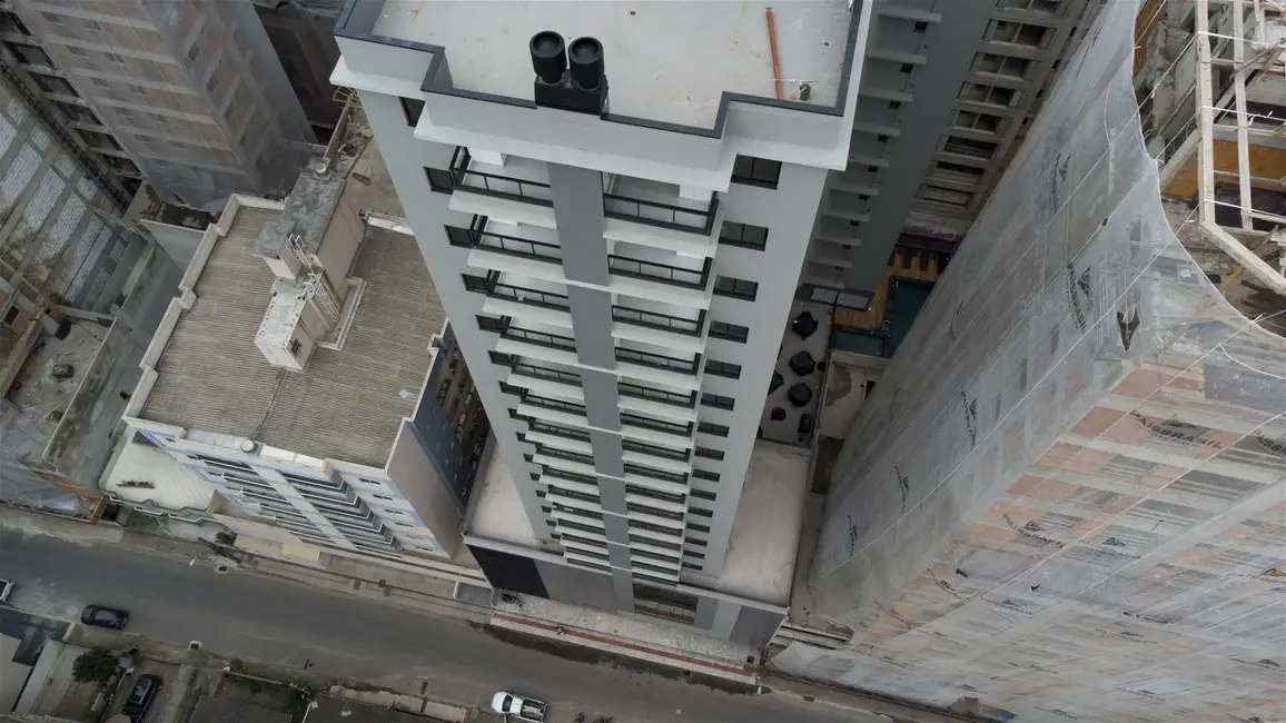 Foto 3 de Apartamento com 2 quartos à venda, 69m2 em Itapema - SC