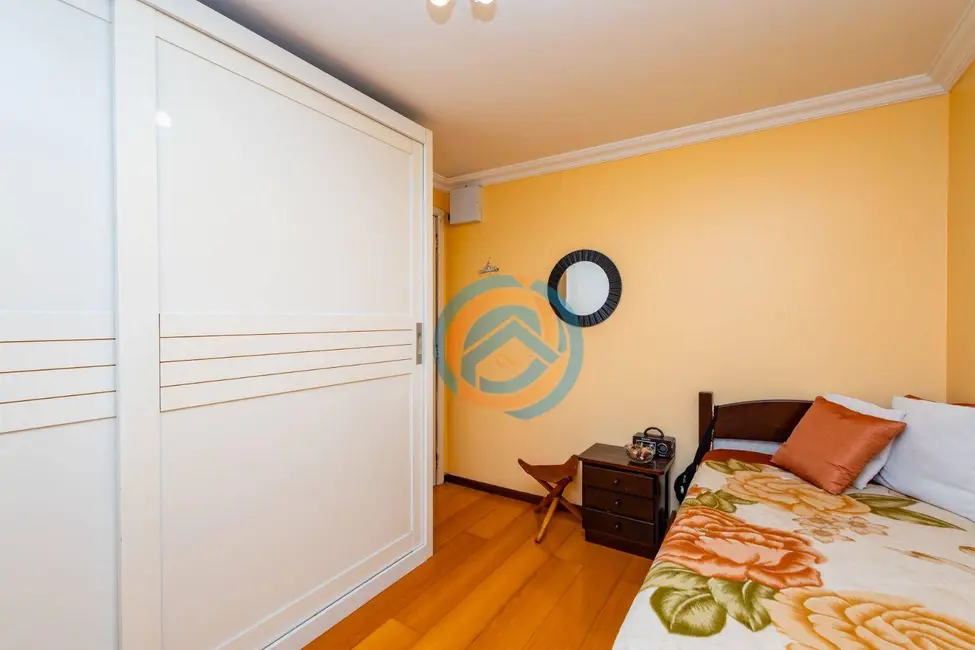 Sobrado com 5 quartos à venda, 613m2 em Jardim das Américas, Curitiba - PR - imagem 7 Foto 7 de Sobrado com 5 quartos à venda, 613m2 em Jardim das Américas, Curitiba - PR