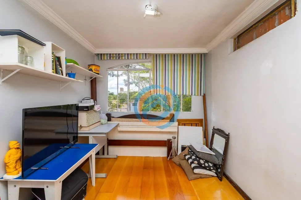 Sobrado com 5 quartos à venda, 613m2 em Jardim das Américas, Curitiba - PR - imagem 3 Foto 3 de Sobrado com 5 quartos à venda, 613m2 em Jardim das Américas, Curitiba - PR