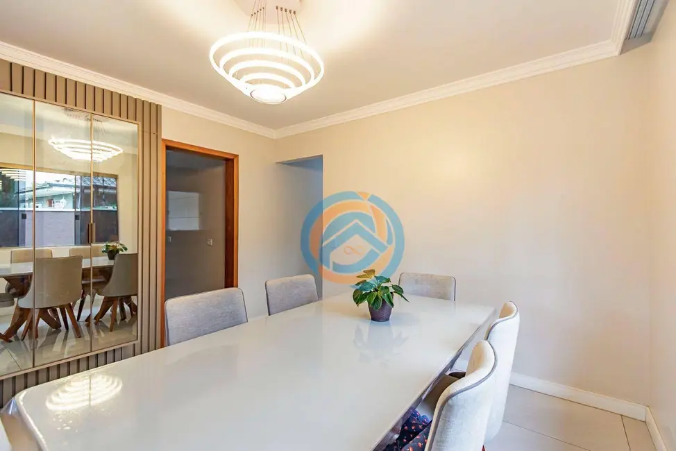 Foto 4 de Casa com 5 quartos à venda, 678m2 em Uberaba, Curitiba - PR