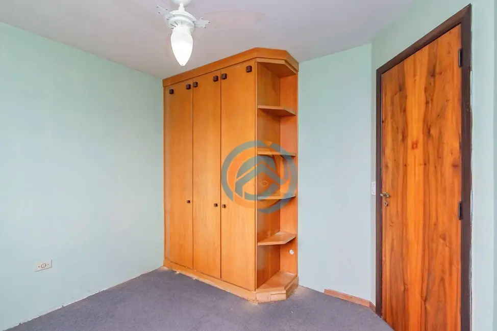 Sobrado com 3 quartos à venda, 119m2 em Alto Boqueirão, Curitiba - PR - imagem 4 Foto 4 de Sobrado com 3 quartos à venda, 119m2 em Alto Boqueirão, Curitiba - PR