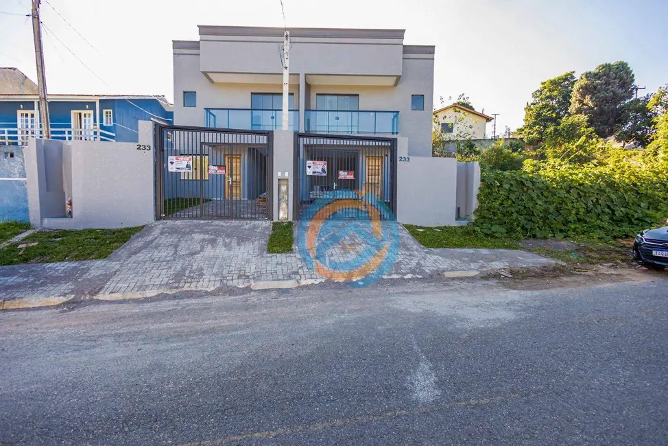 Sobrado com 3 quartos à venda, 141m2 em São Braz, Curitiba - PR - imagem 8 Foto 8 de Sobrado com 3 quartos à venda, 141m2 em São Braz, Curitiba - PR