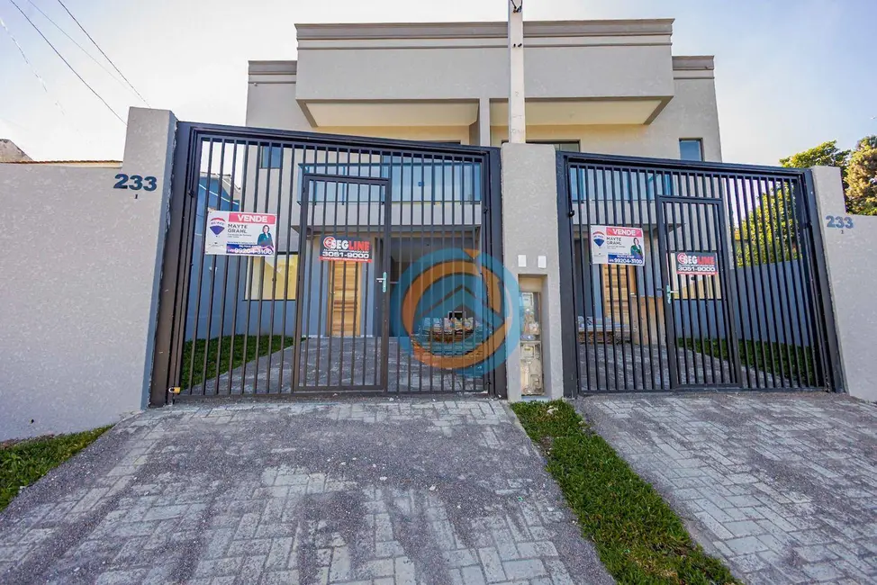 Sobrado com 3 quartos à venda, 141m2 em São Braz, Curitiba - PR - imagem 6 Foto 6 de Sobrado com 3 quartos à venda, 141m2 em São Braz, Curitiba - PR