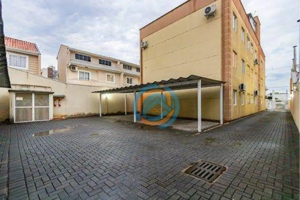 Foto 3 de Apartamento com 2 quartos à venda, 63m2 em Fanny, Curitiba - PR