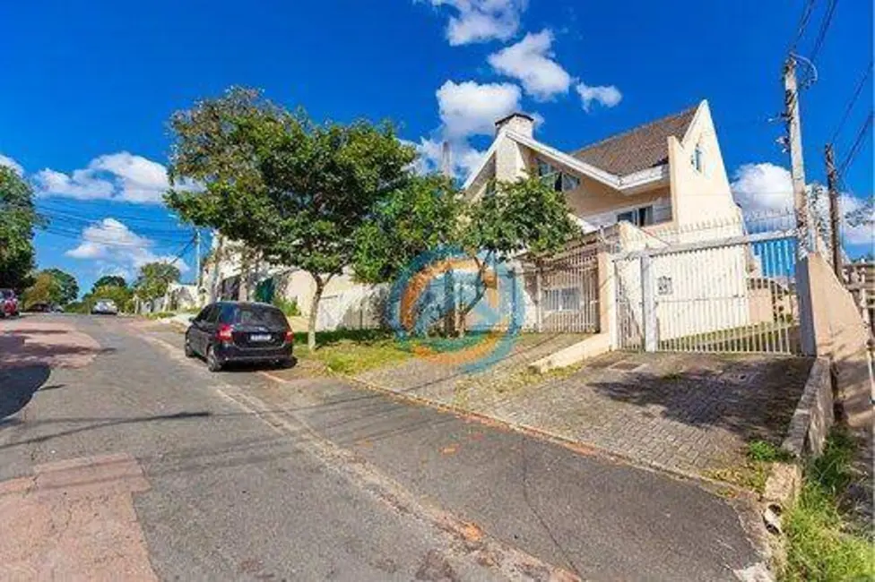 Foto 2 de Sobrado com 5 quartos à venda, 183m2 em Mercês, Curitiba - PR