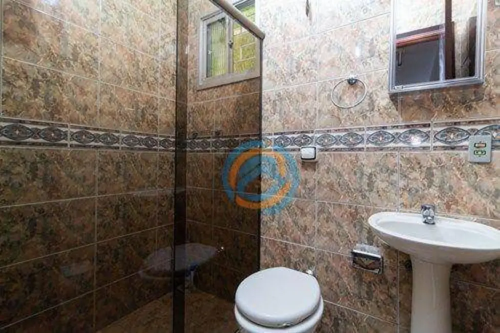 Casa com 4 quartos à venda, 576m2 em Pinheirinho, Curitiba - PR - imagem 7 Foto 7 de Casa com 4 quartos à venda, 576m2 em Pinheirinho, Curitiba - PR
