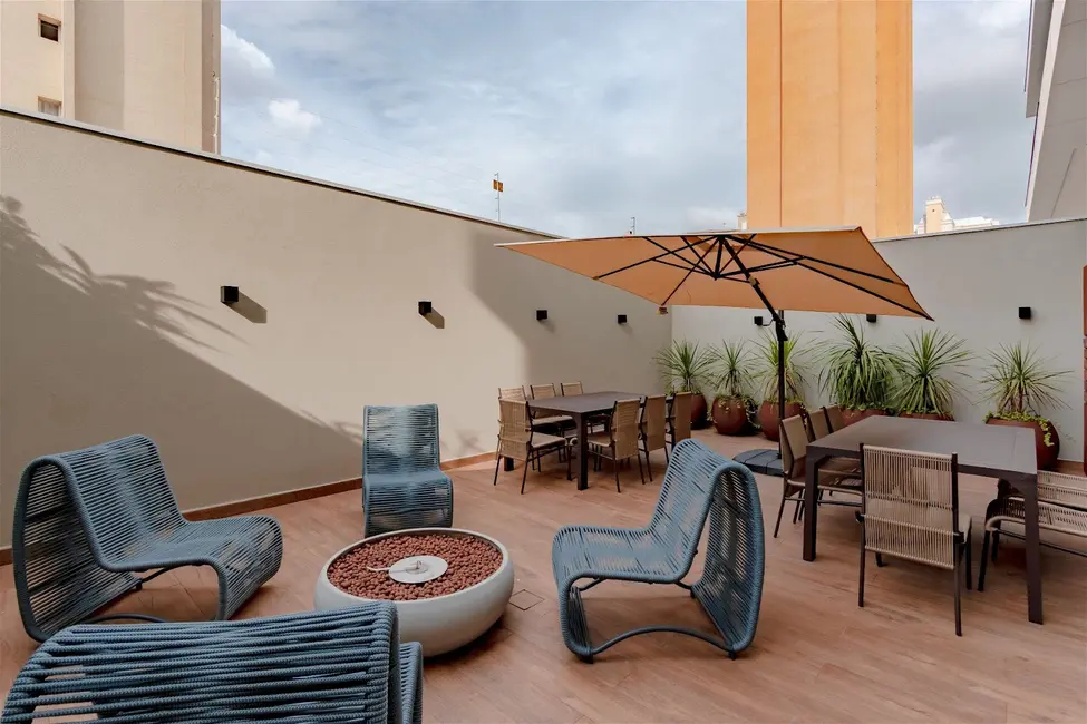 Foto 6 de Apartamento com 3 quartos à venda, 154m2 em Curitiba - PR