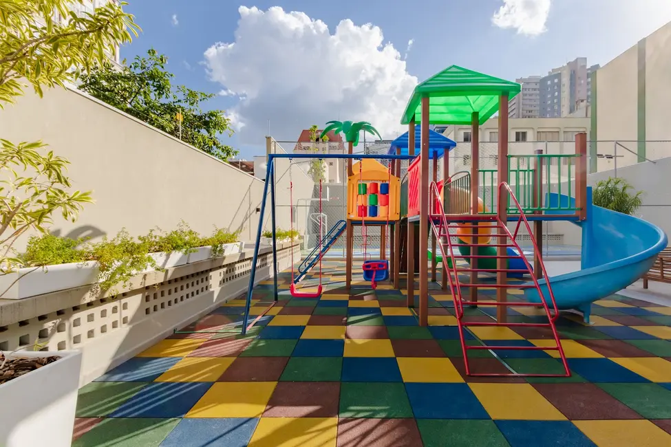 Apartamento com 3 quartos à venda, 141m2 em Curitiba - PR - imagem 5 Foto 5 de Apartamento com 3 quartos à venda, 141m2 em Curitiba - PR