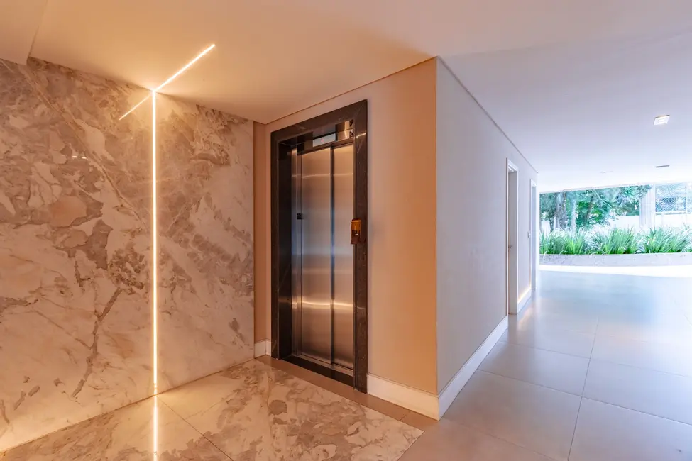 Foto 7 de Apartamento com 3 quartos à venda, 444m2 em Cabral, Curitiba - PR