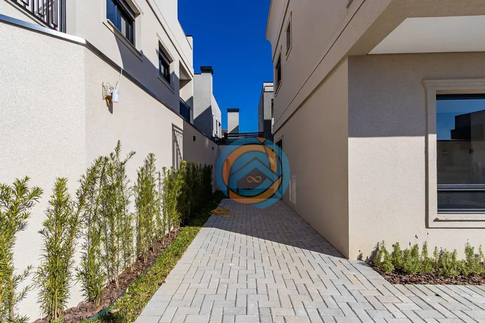 Foto 3 de Casa com 3 quartos à venda, 138m2 em Jardim das Américas, Curitiba - PR