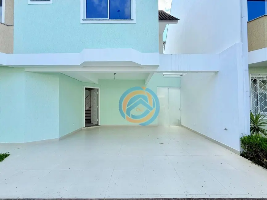 Foto 2 de Sobrado com 3 quartos à venda, 145m2 em Uberaba, Curitiba - PR