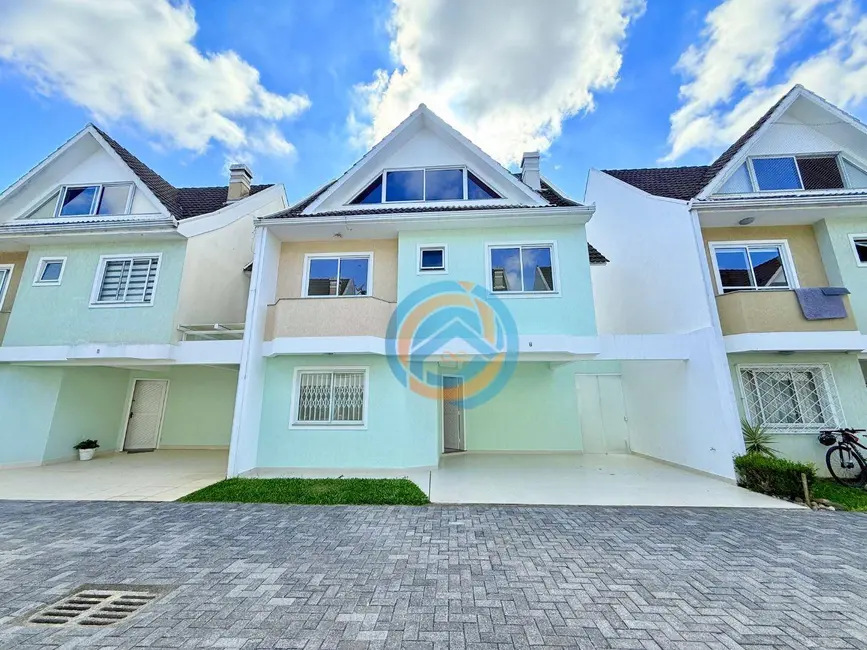 Foto 1 de Sobrado com 3 quartos à venda, 145m2 em Uberaba, Curitiba - PR