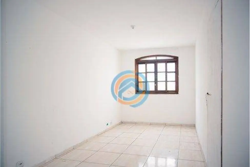 Foto 4 de Sobrado com 3 quartos à venda, 192m2 em Capão Raso, Curitiba - PR