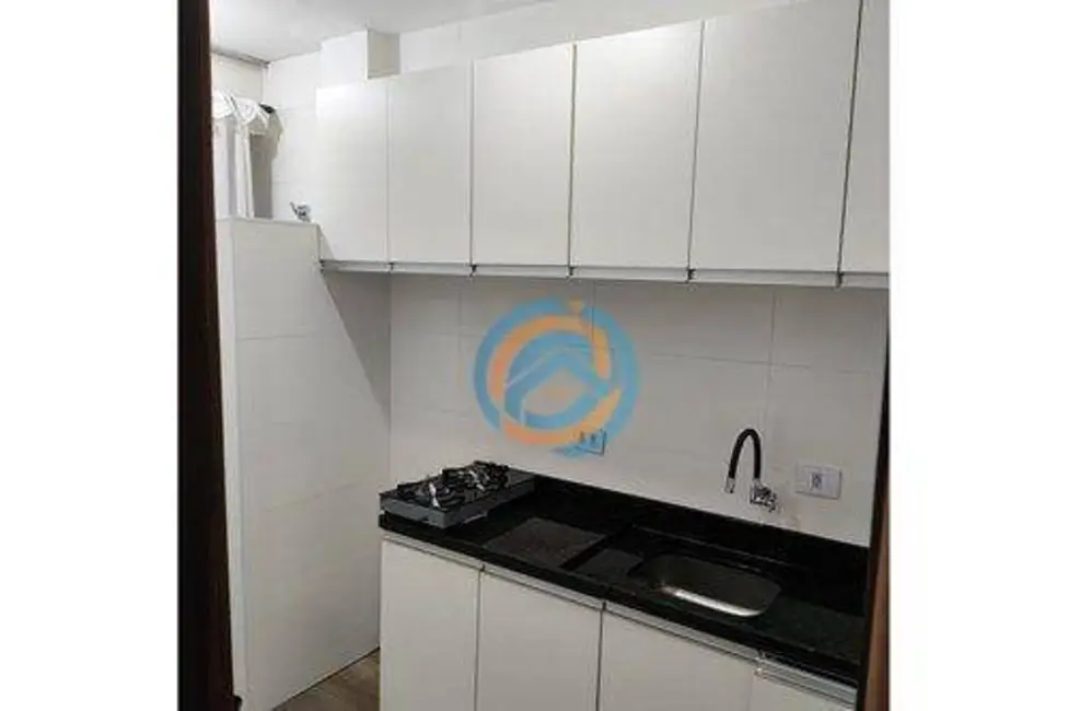 Apartamento com 1 quarto para alugar, 27m2 em Centro, Curitiba - PR - imagem 8 Foto 8 de Apartamento com 1 quarto para alugar, 27m2 em Centro, Curitiba - PR