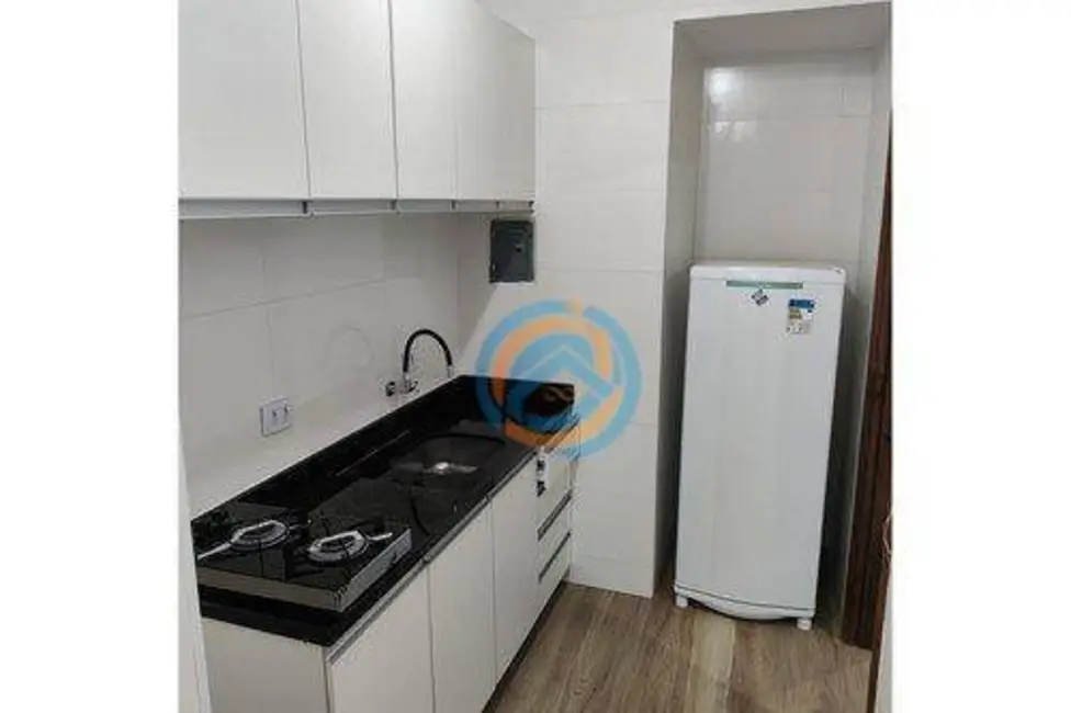 Apartamento com 1 quarto para alugar, 27m2 em Centro, Curitiba - PR - imagem 6 Foto 6 de Apartamento com 1 quarto para alugar, 27m2 em Centro, Curitiba - PR