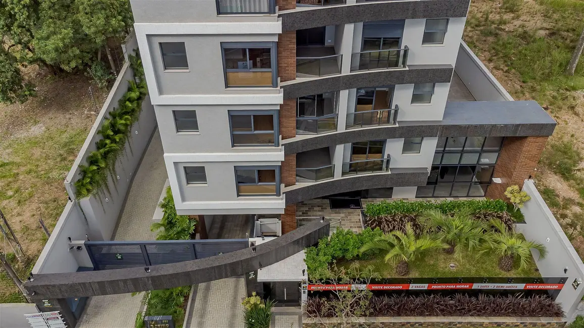 Apartamento com 3 quartos à venda, 109m2 em Cristo Rei, Curitiba - PR - imagem 6 Foto 6 de Apartamento com 3 quartos à venda, 109m2 em Cristo Rei, Curitiba - PR