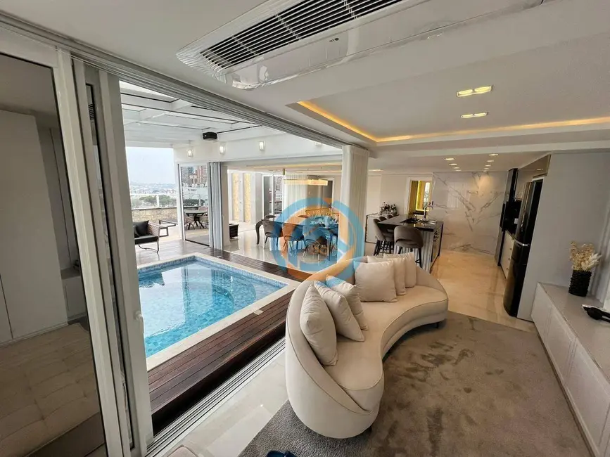 Foto 2 de Apartamento com 3 quartos para alugar, 313m2 em Batel, Curitiba - PR