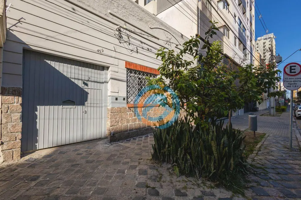 Foto 1 de Casa para alugar, 360m2 em Centro, Curitiba - PR