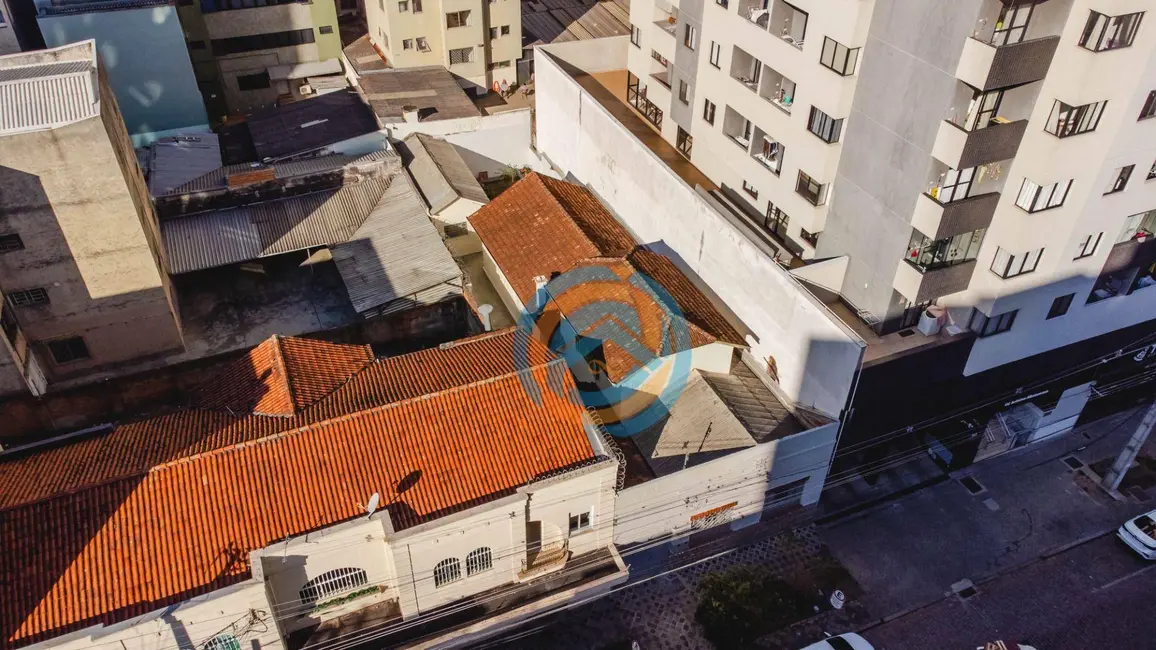 Foto 9 de Casa para alugar, 360m2 em Centro, Curitiba - PR