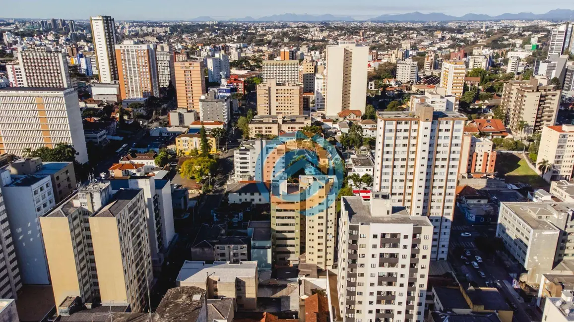 Foto 27 de Casa para alugar, 360m2 em Centro, Curitiba - PR