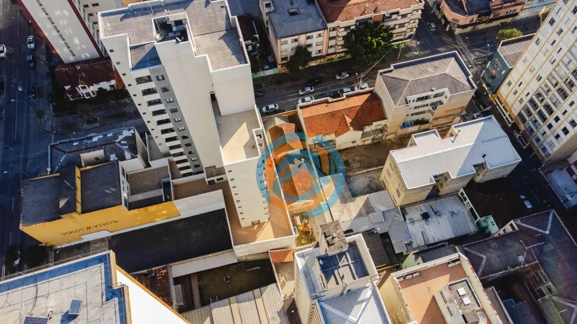 Foto 28 de Casa para alugar, 360m2 em Centro, Curitiba - PR