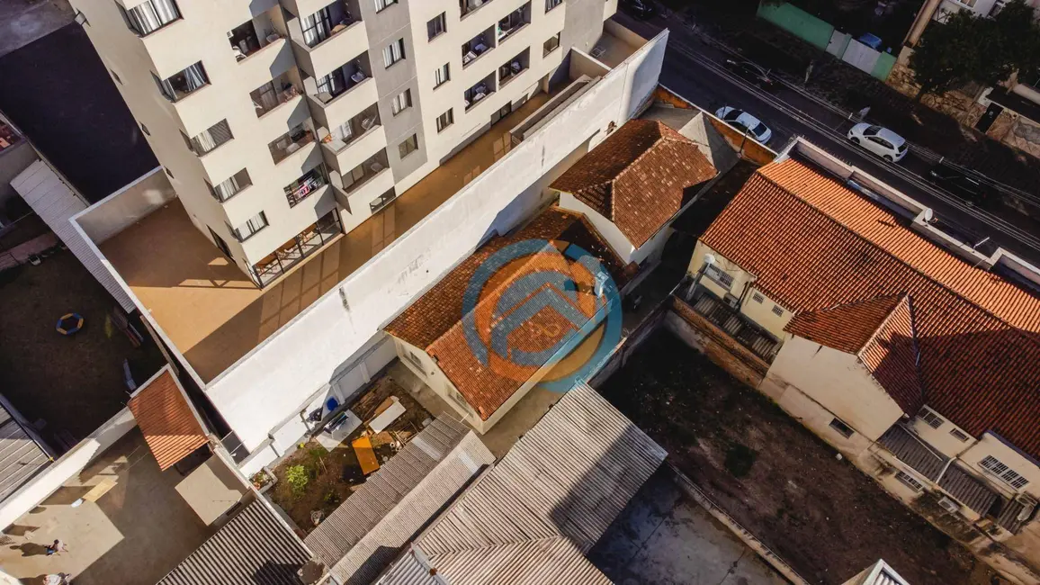 Foto 15 de Casa para alugar, 360m2 em Centro, Curitiba - PR