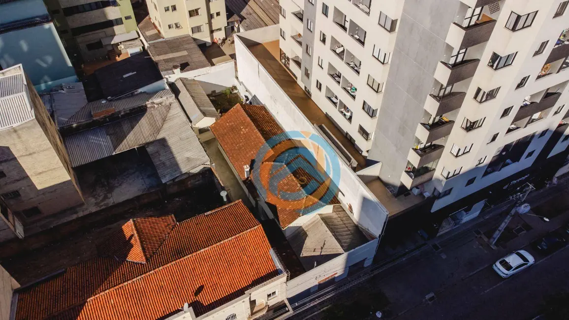 Foto 16 de Casa para alugar, 360m2 em Centro, Curitiba - PR