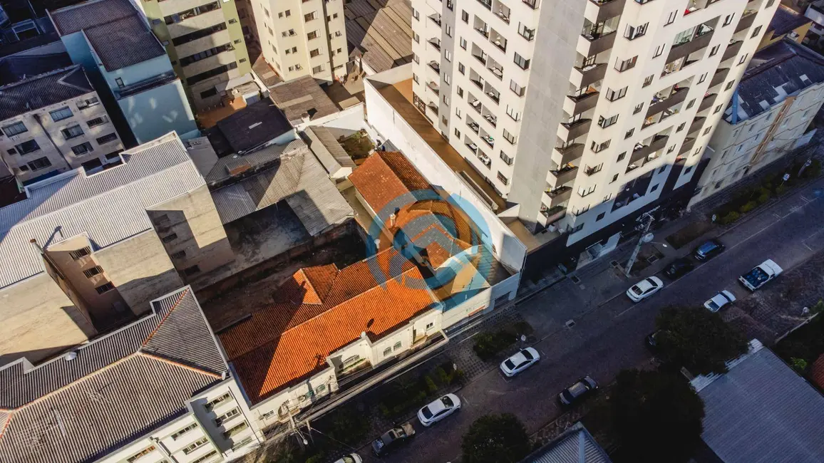 Foto 20 de Casa para alugar, 360m2 em Centro, Curitiba - PR