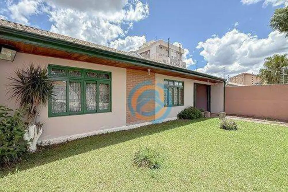 Foto 2 de Casa com 3 quartos à venda, 390m2 em Fanny, Curitiba - PR