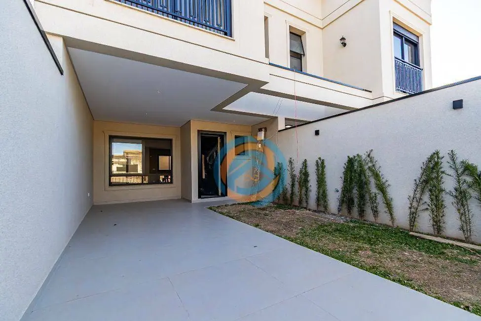 Foto 1 de Sobrado com 4 quartos à venda, 138m2 em Jardim das Américas, Curitiba - PR