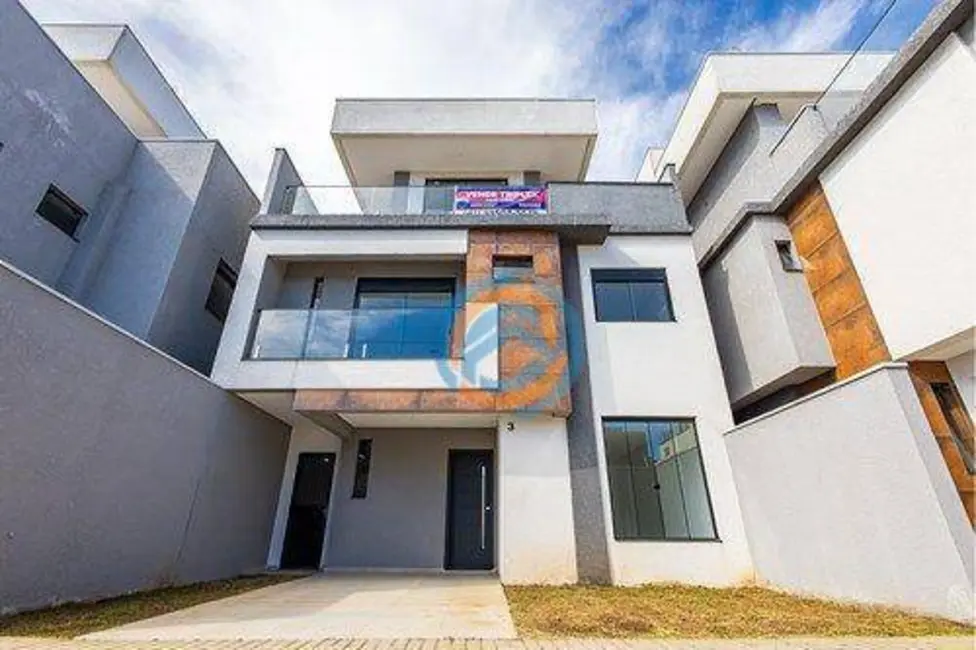 Foto 1 de Sobrado com 3 quartos à venda, 156m2 em Fanny, Curitiba - PR