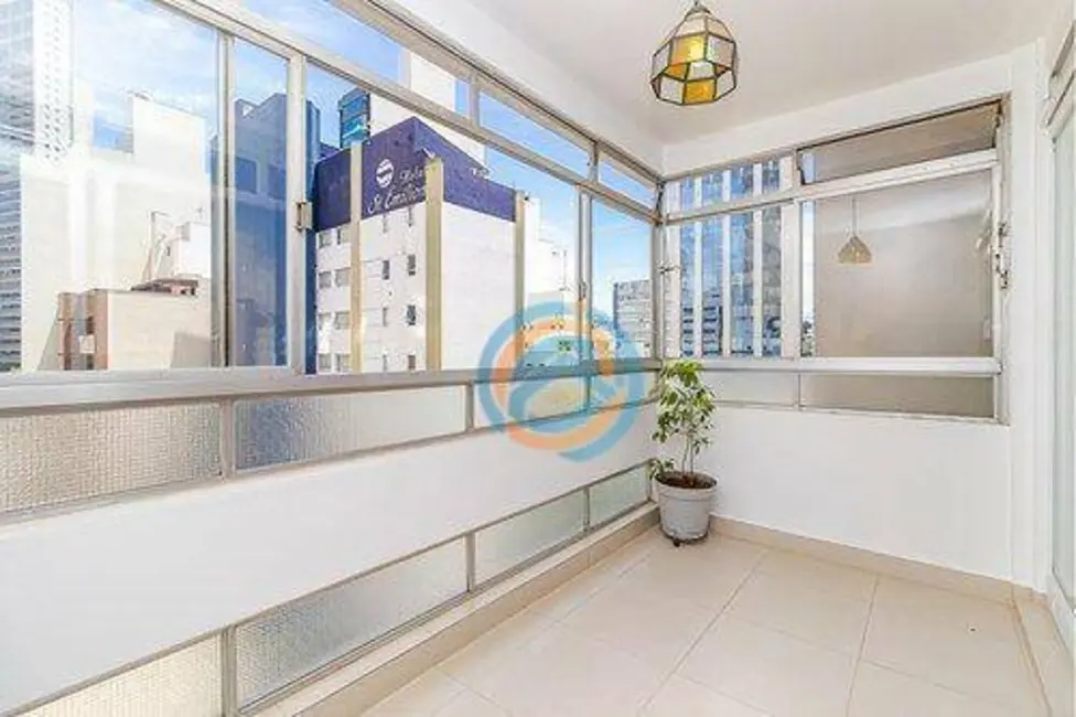 Apartamento com 3 quartos à venda, 220m2 em Batel, Curitiba - PR - imagem 8 Foto 8 de Apartamento com 3 quartos à venda, 220m2 em Batel, Curitiba - PR
