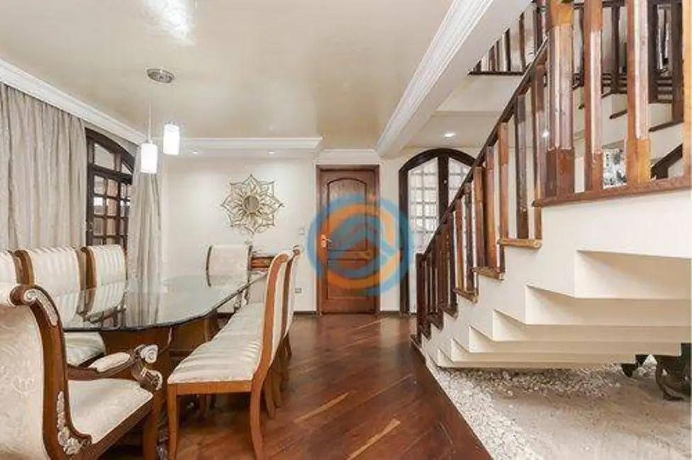 Foto 3 de Sobrado com 4 quartos à venda, 376m2 em Guabirotuba, Curitiba - PR