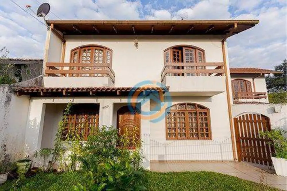 Foto 1 de Sobrado com 4 quartos à venda, 376m2 em Guabirotuba, Curitiba - PR