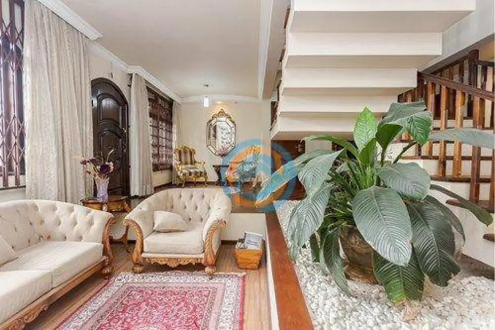 Foto 5 de Sobrado com 4 quartos à venda, 376m2 em Guabirotuba, Curitiba - PR