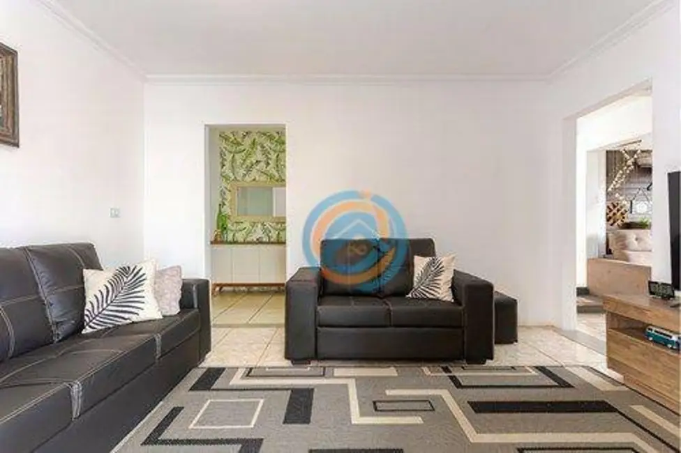 Foto 3 de Casa com 4 quartos à venda, 312m2 em Novo Mundo, Curitiba - PR