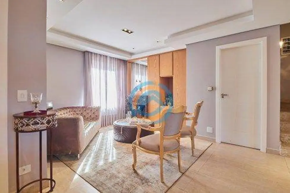 Foto 9 de Casa com 4 quartos à venda, 197m2 em Santo Inácio, Curitiba - PR