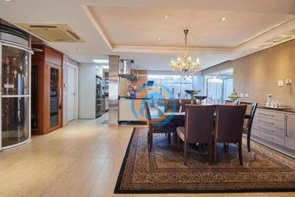 Foto 2 de Casa com 4 quartos à venda, 197m2 em Santo Inácio, Curitiba - PR