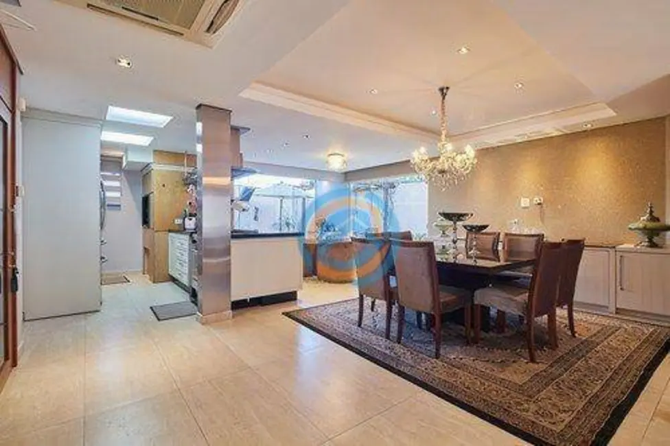 Foto 7 de Casa com 4 quartos à venda, 197m2 em Santo Inácio, Curitiba - PR