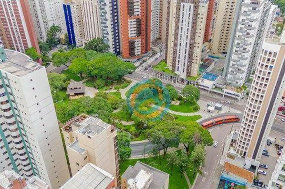 Foto 5 de Terreno / Lote à venda, 319m2 em Água Verde, Curitiba - PR