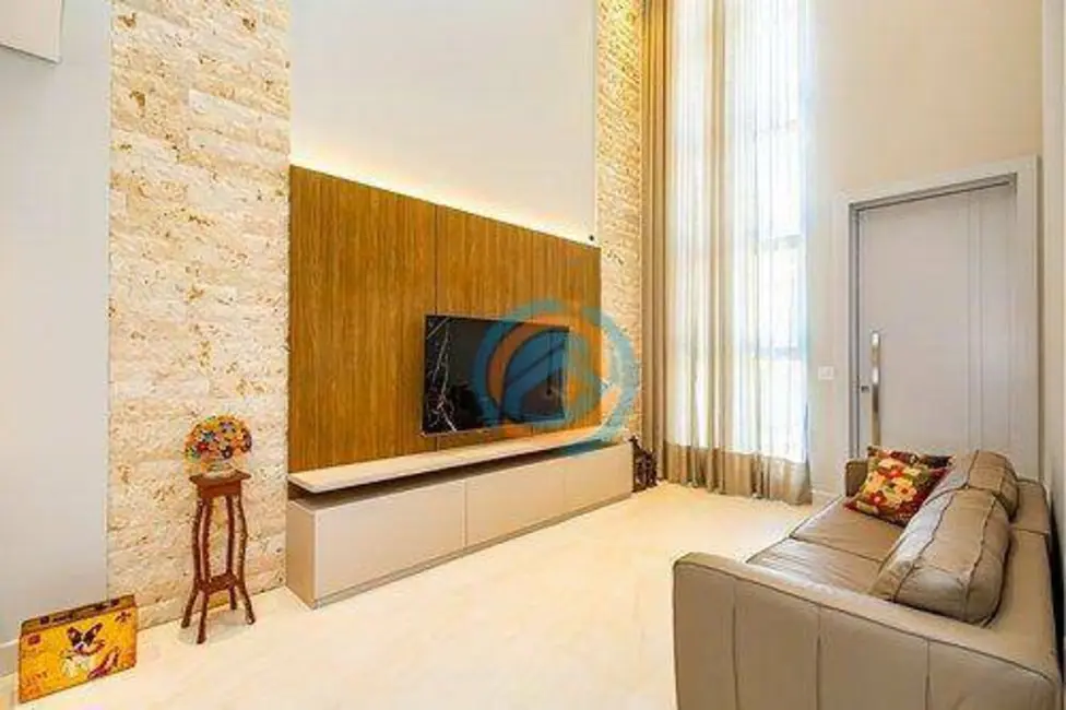 Foto 6 de Sobrado com 3 quartos à venda, 250m2 em Bairro Alto, Curitiba - PR