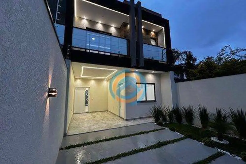 Foto 1 de Sobrado com 3 quartos à venda, 150m2 em Centro, Sao Jose Dos Pinhais - PR