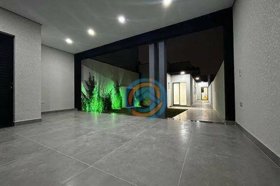 Casa com 3 quartos à venda, 234m2 em São Pedro, Sao Jose Dos Pinhais - PR - imagem 3 Foto 3 de Casa com 3 quartos à venda, 234m2 em São Pedro, Sao Jose Dos Pinhais - PR