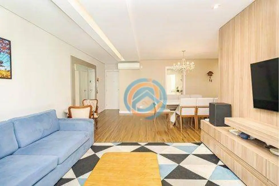 Apartamento com 3 quartos à venda, 141m2 em Água Verde, Curitiba - PR - imagem 6 Foto 6 de Apartamento com 3 quartos à venda, 141m2 em Água Verde, Curitiba - PR